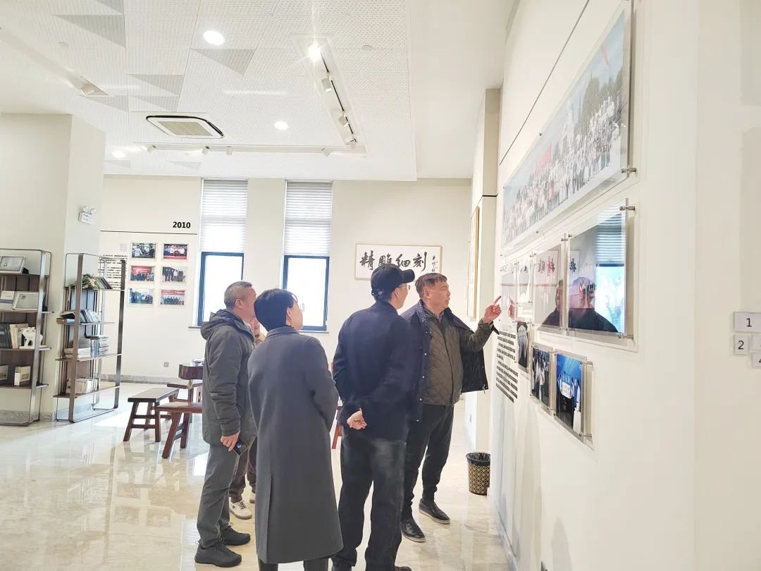 福寿园国际集团王计生总裁携赵宝晨博士莅临Z6官网参观指导